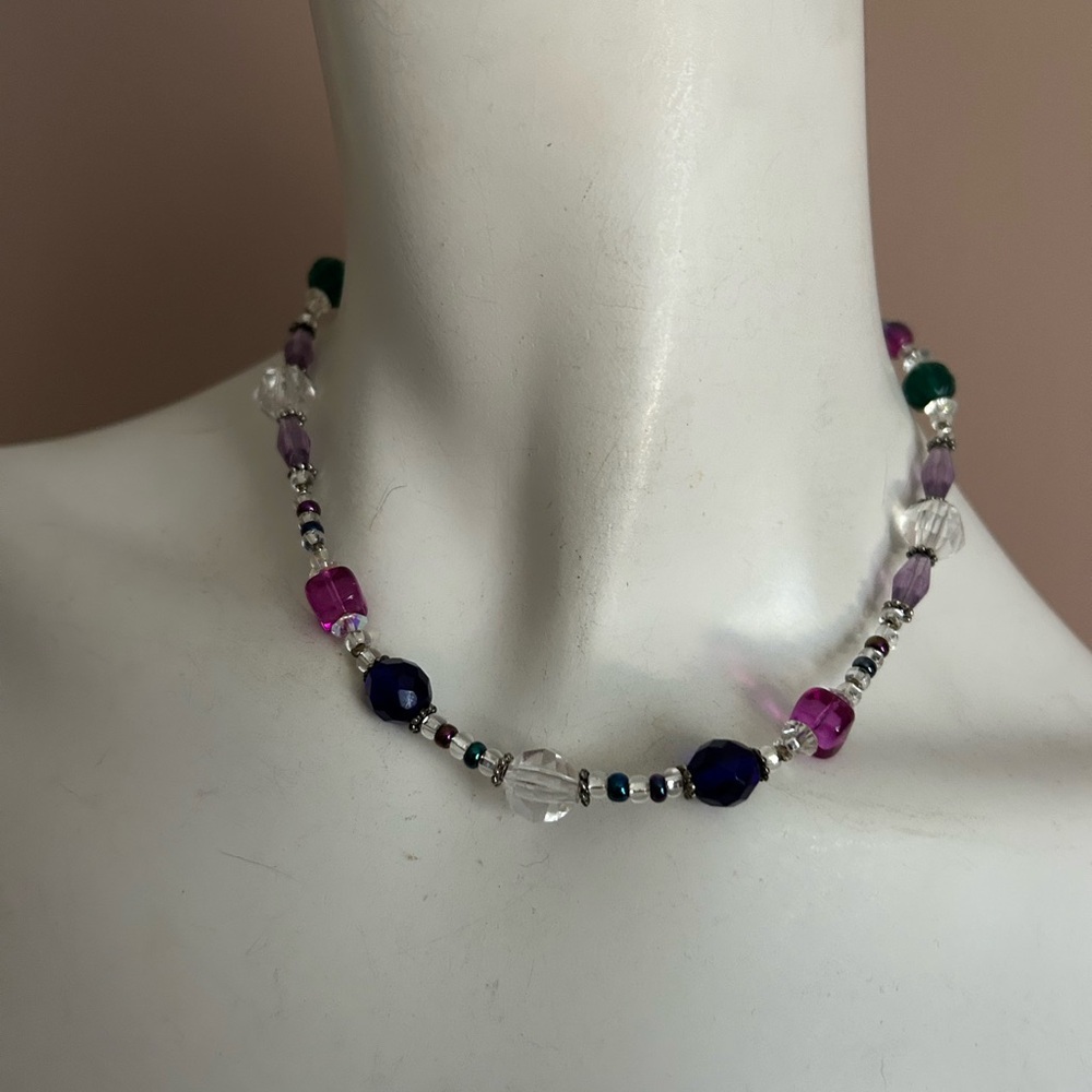 4/$50 Elegant Multicolor Beaded purple Necklace 16 inches 💜